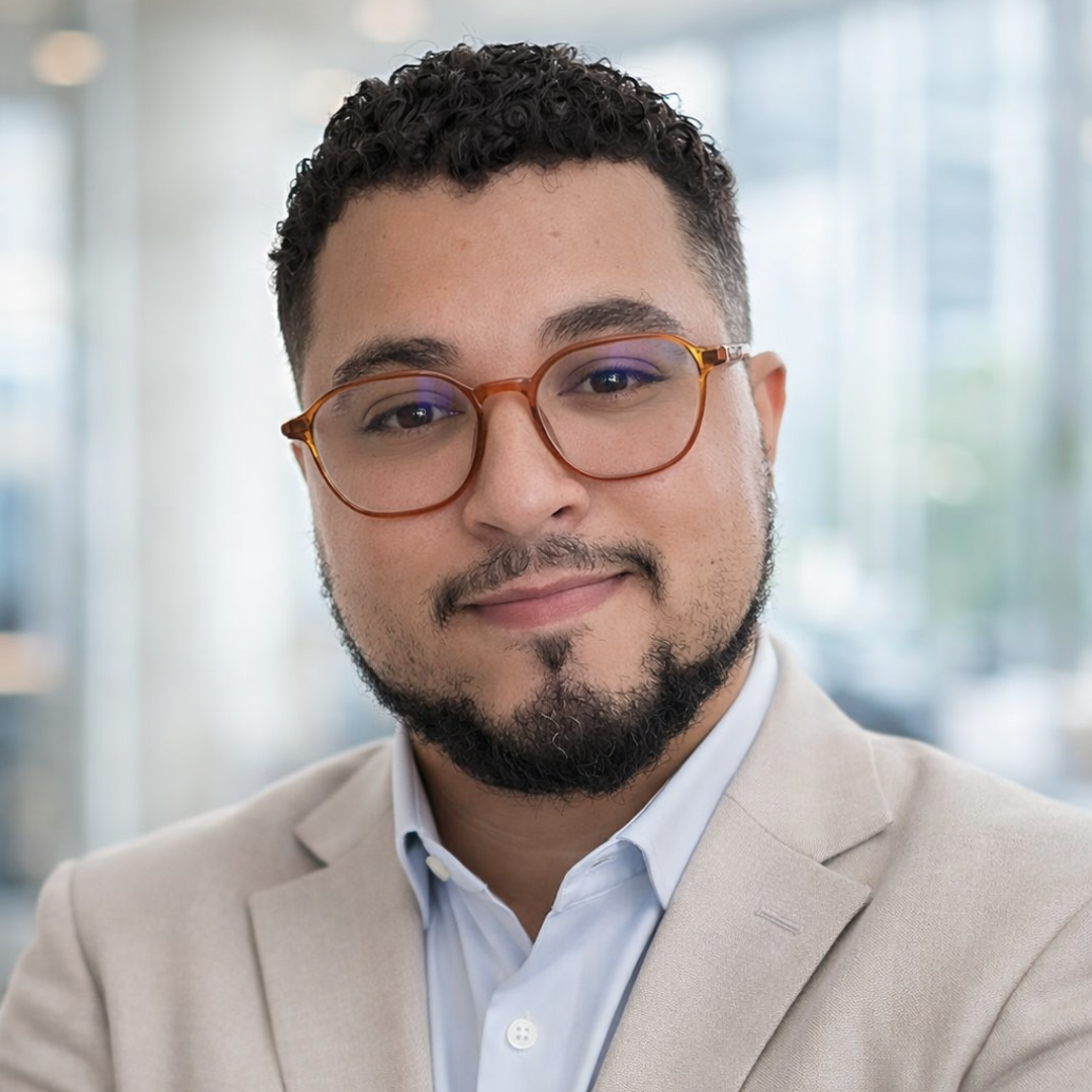 linkedin_1080x1080_more_headroom